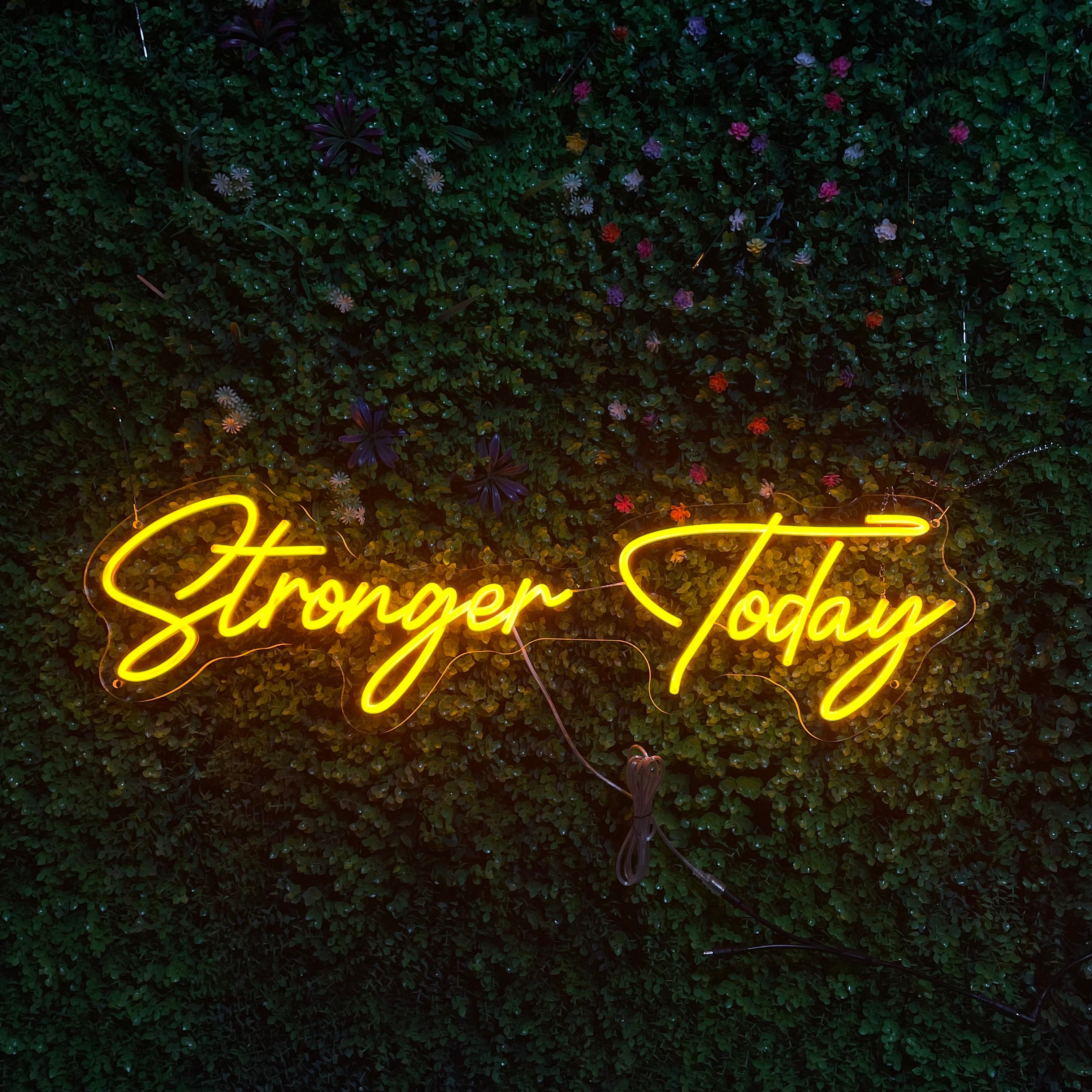 Stronger Today Neon Sign | Motivational Gym LED Light | Workout Neon Decor for Home Gym | Fitness Wall Art | Mother’s Day Gift for Gym Mom