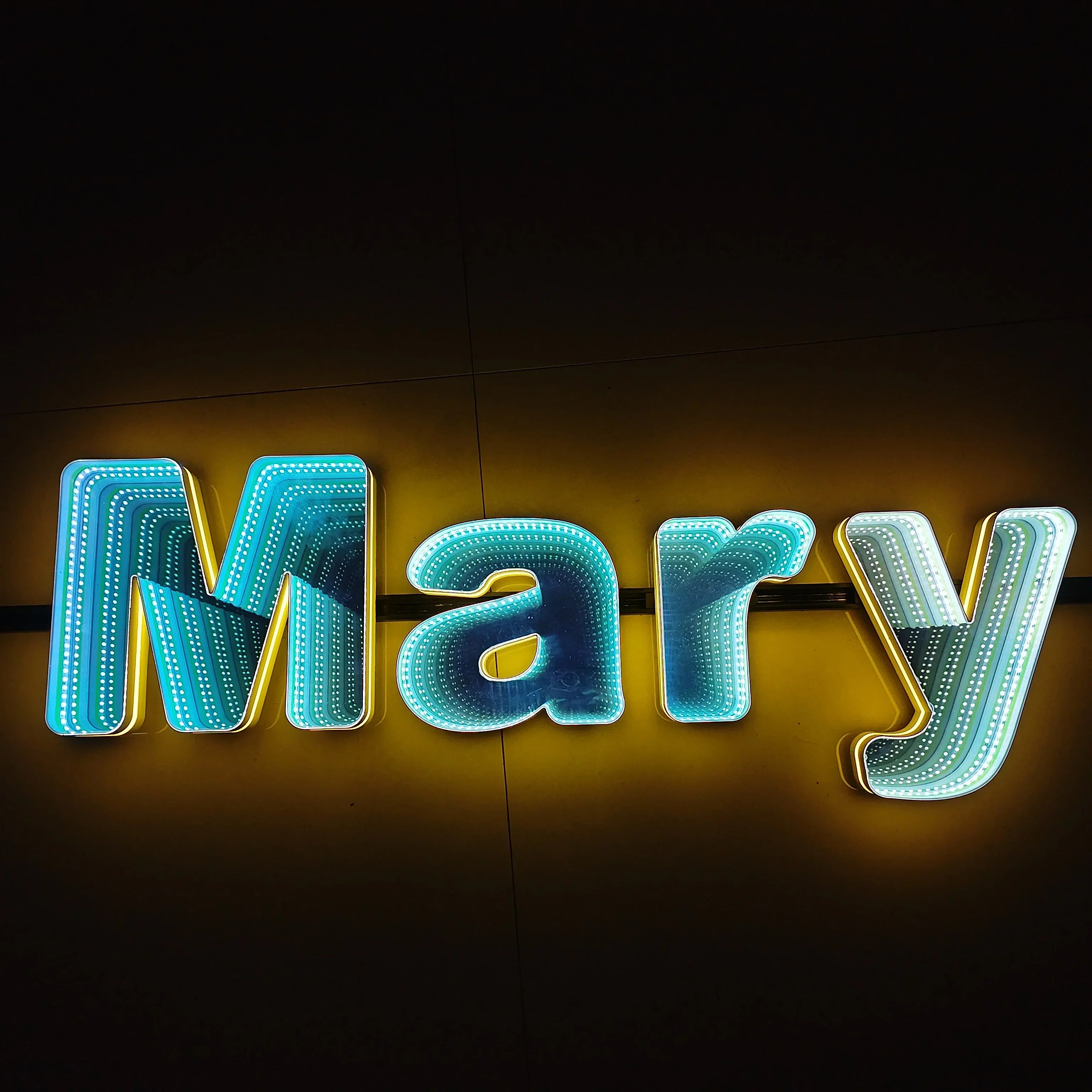 Toysign 3D Name Logo LED Infinity Mirror, Custom Business Logo Sign, Infinity Mirrors Letter, Wall Mounted Infinity Mirror Light
