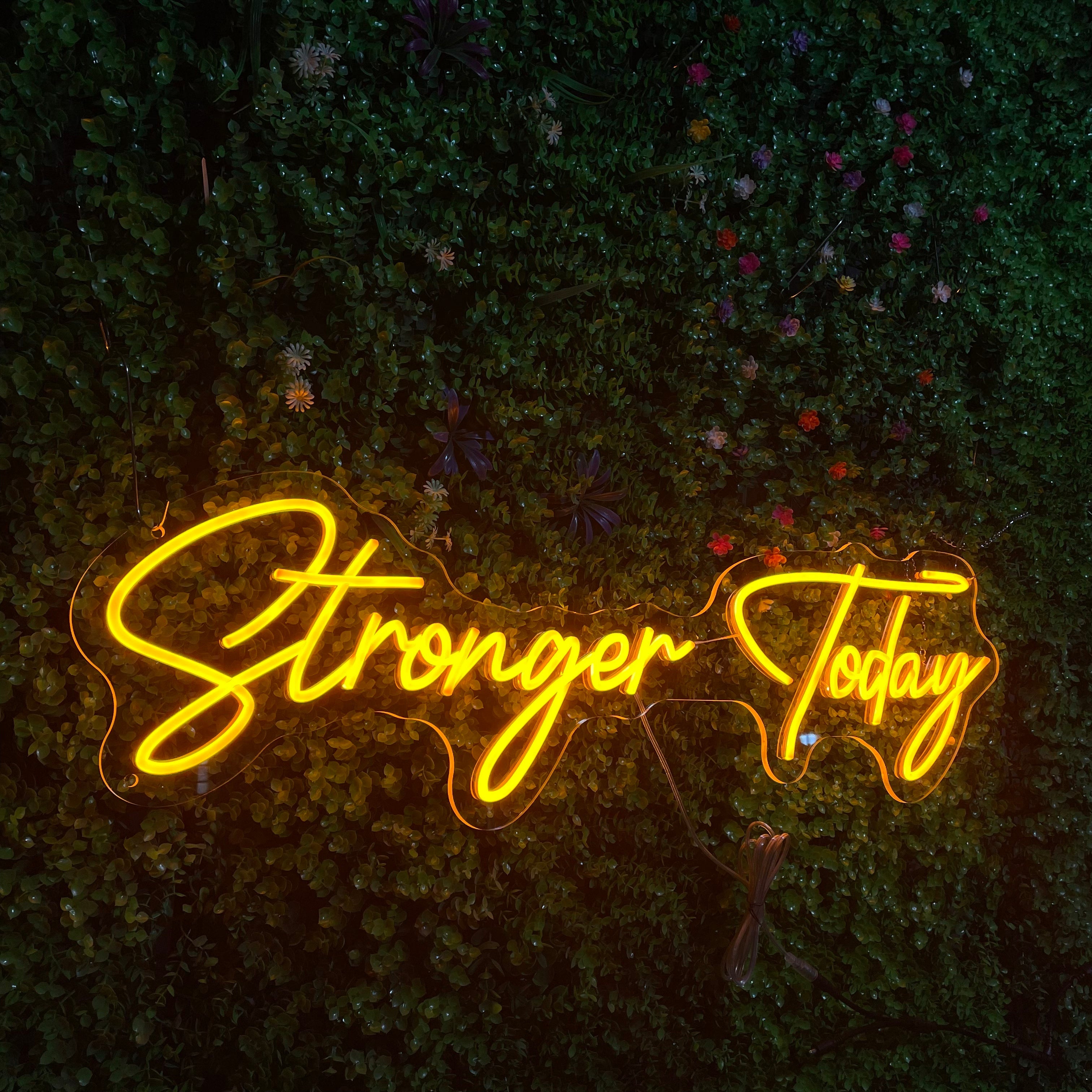 Stronger Today Neon Sign | Motivational Gym LED Light | Workout Neon Decor for Home Gym | Fitness Wall Art | Mother’s Day Gift for Gym Mom