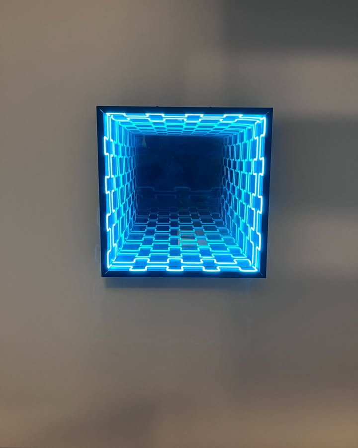 Infinity Mirror Wall Art – Square 3D Optical Illusion LED Light with Blue Glow, Futuristic Home & Art Decor