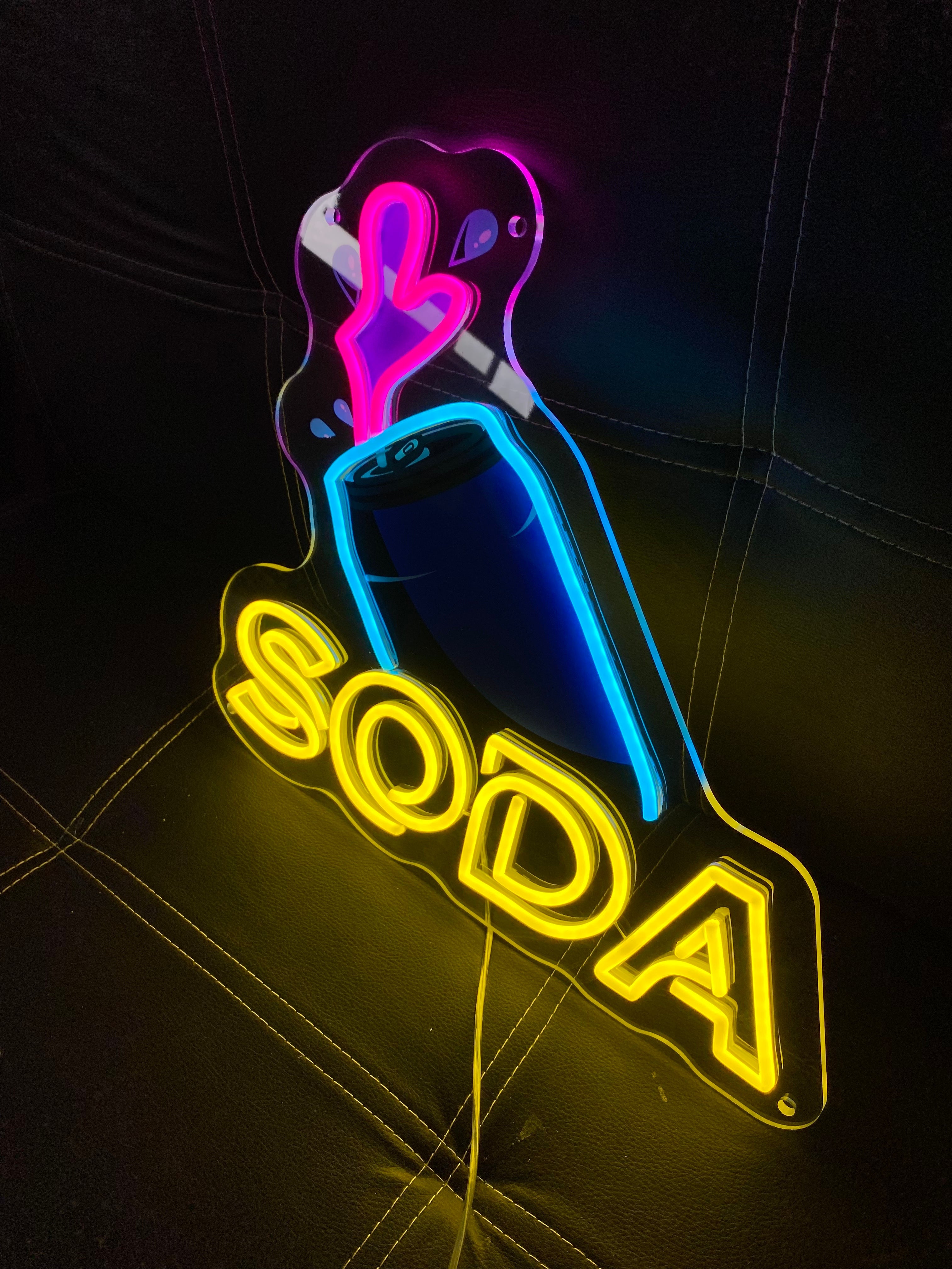 Soda Neon Sign with Carrot LED Light – Colorful Neon Wall Decor for Juice Bar, Café, Smoothie Shop, Kitchen, Vegan Restaurant – Custom LED Neon Sign for Drink Store and Home Decoration