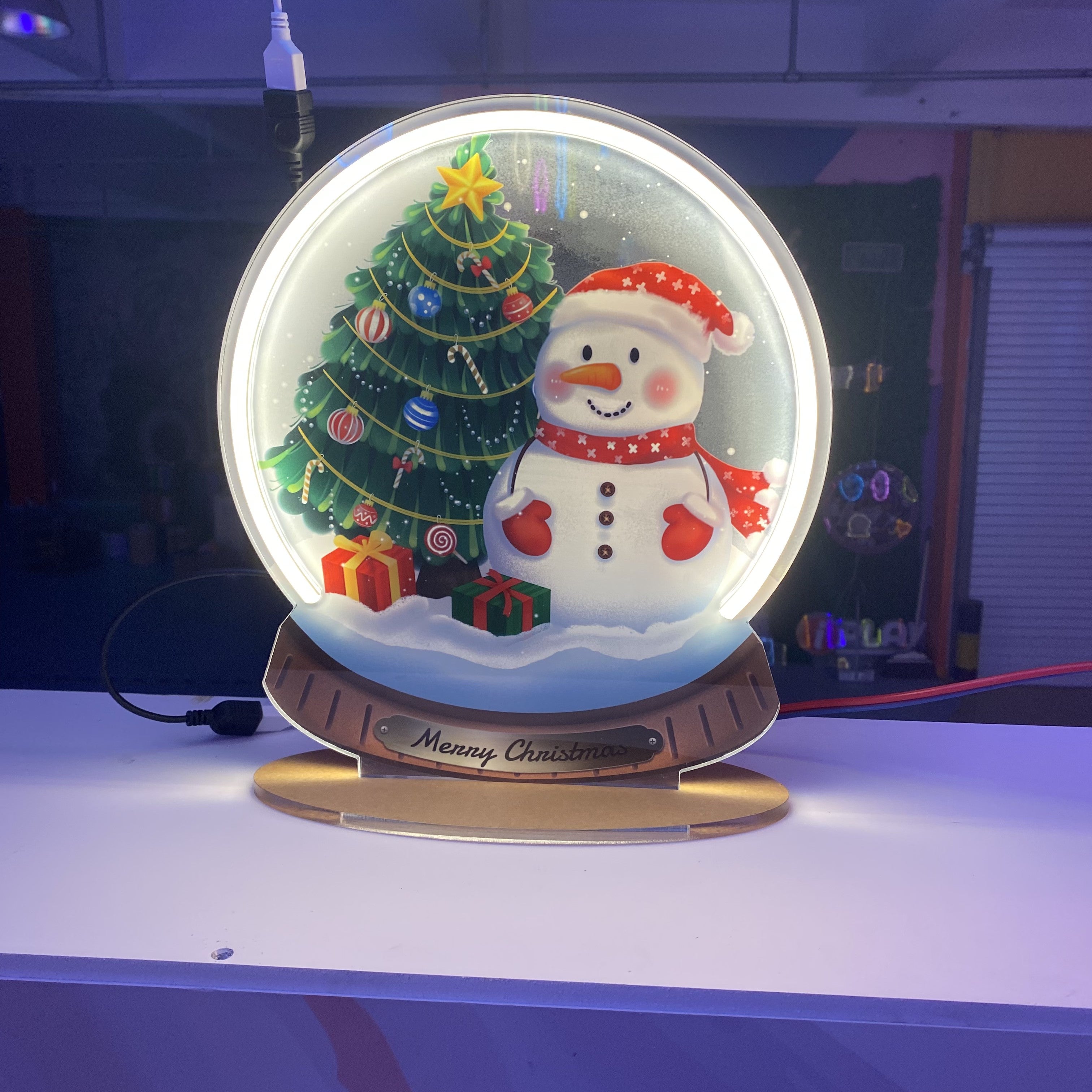 Snowman & Christmas Tree Crystal Ball Neon Light - Festive Holiday Decor, Magical Winter Scene, Perfect Gift for Christmas Home Decor